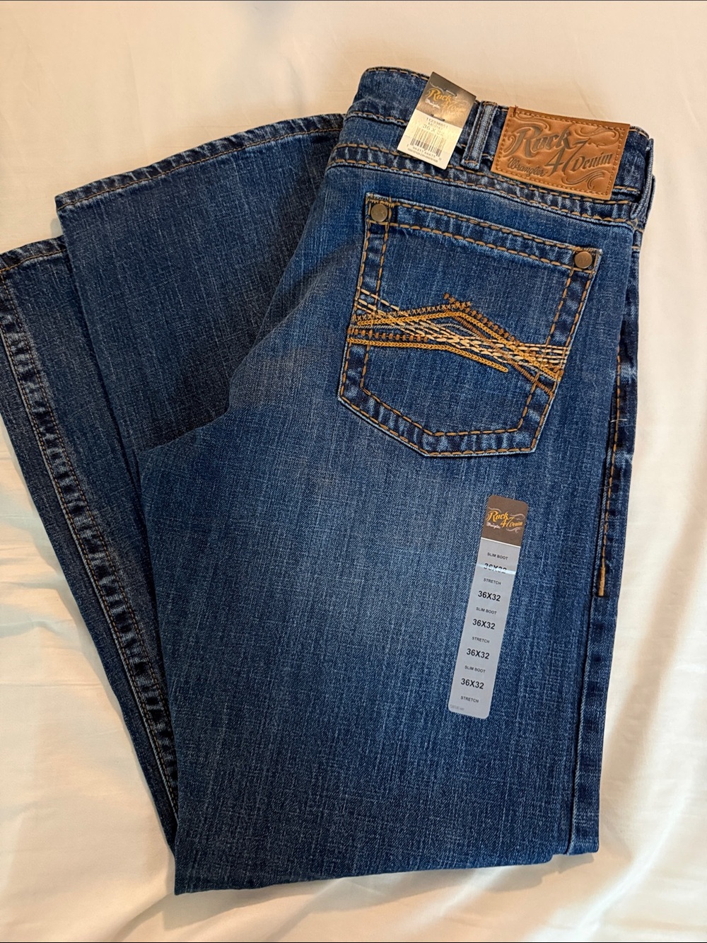 Wrangler Men's Bootcut Jeans in Indigo